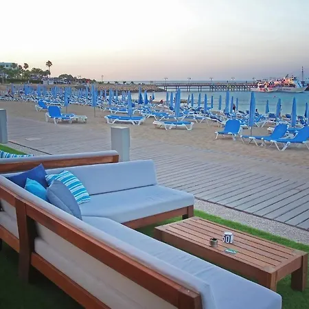 Aparthotel Golden Star *